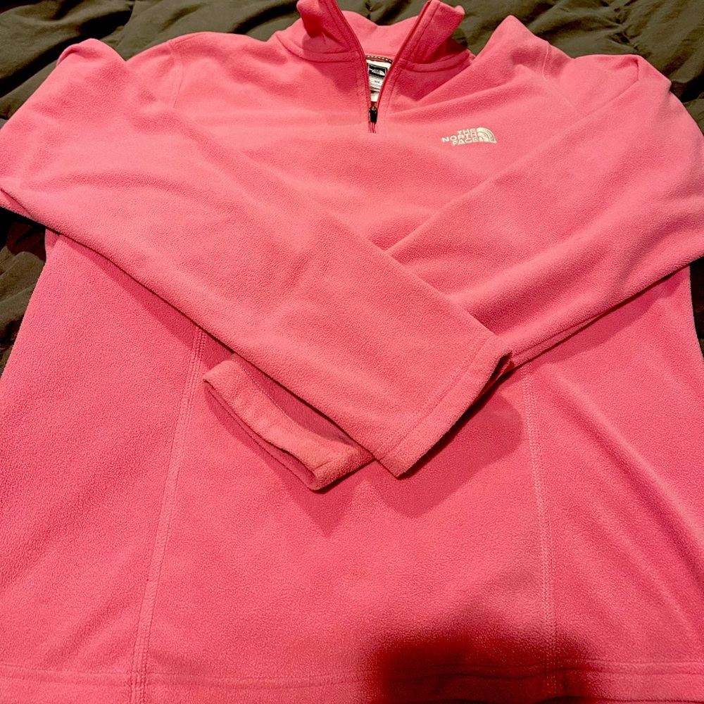 North face pull over worn once